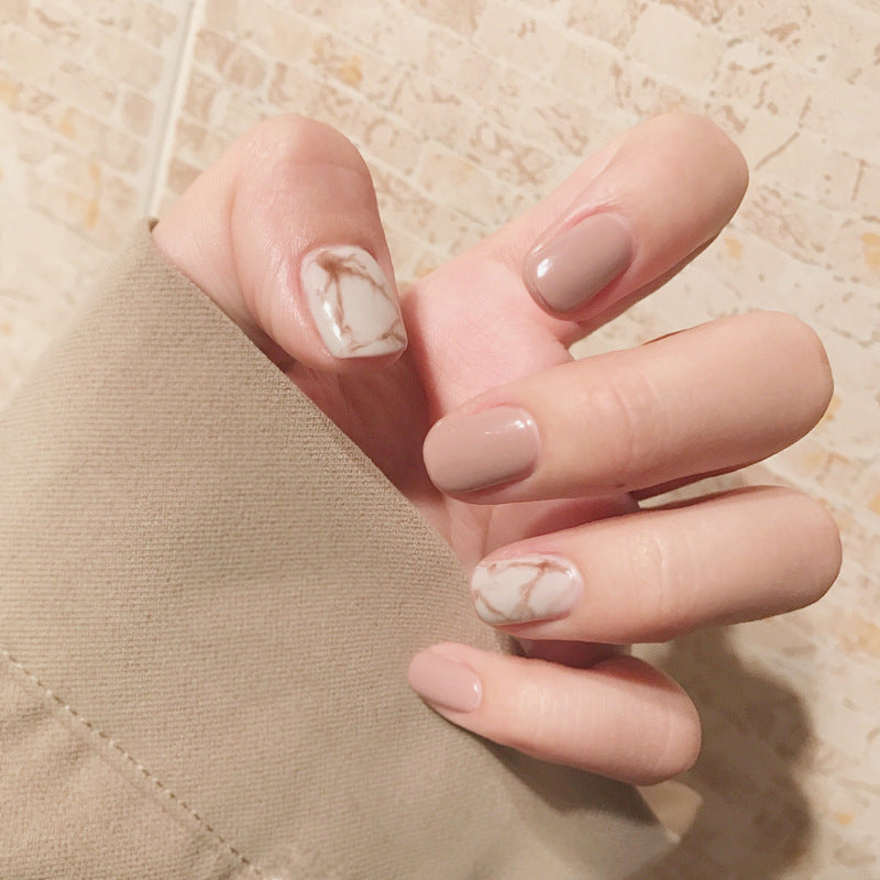 Light khaki smudge false nails Light khaki smudge false nails